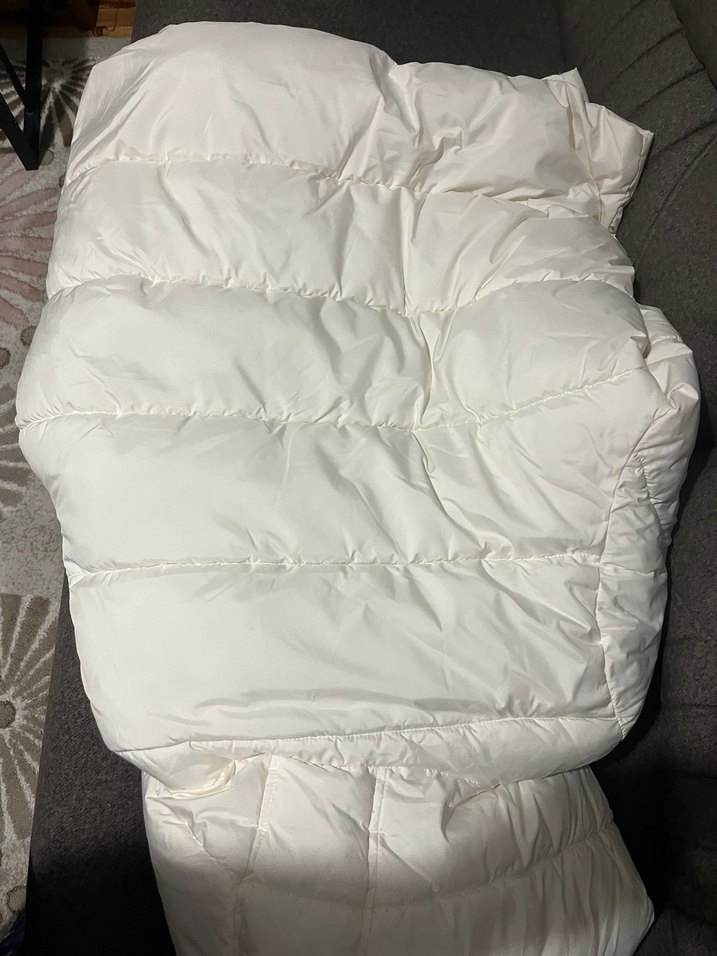 Beyaz Şişme Kapüşonlu Mont - Görsel 5