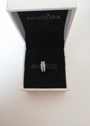 Pandora Pandora charm 