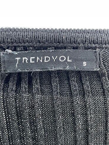 s Beden siyah Renk Trendyol & Milla Kazak / Triko %70 İndirimli.