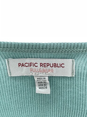 xs Beden yeşil Renk Pull and Bear T-shirt %70 İndirimli.