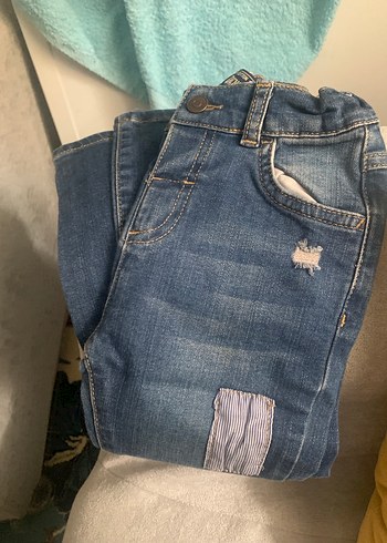 Çocuk Mavi Kot yepyeni az kullanılmiş - Görsel 3