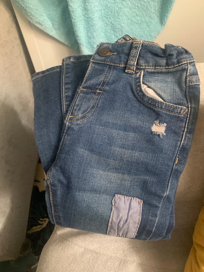 Çocuk Mavi Kot yepyeni az kullanılmiş - Görsel 3