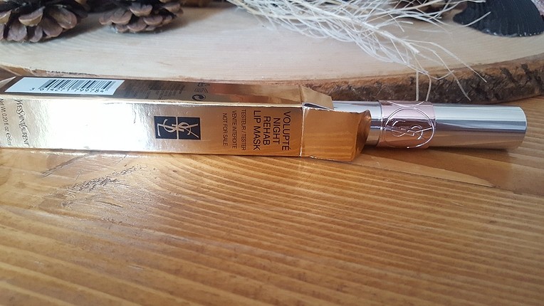 YSL lipstick dudak balm