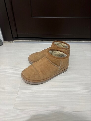 Ugg Ugggggg
