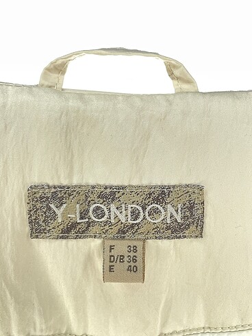 38 Beden çeşitli Renk Y-London Trenchcoat %70 İndirimli.