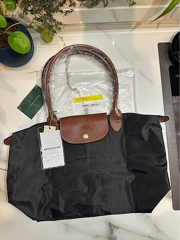 Longchamp le pliage M size