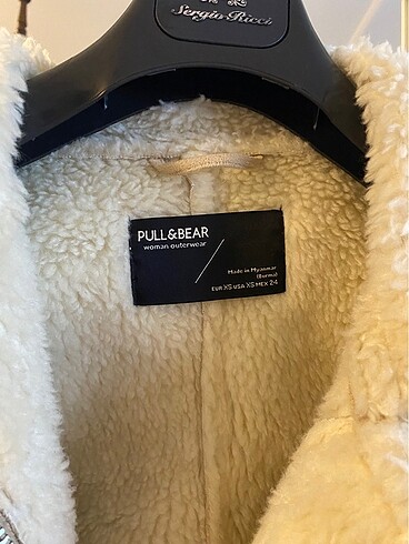 Pull and Bear Pull and bear kürklü ceket
