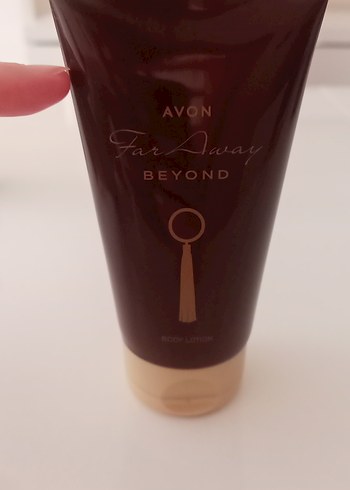 Beden Avon Far Away Beyond Vücut Kremi Yepyeni