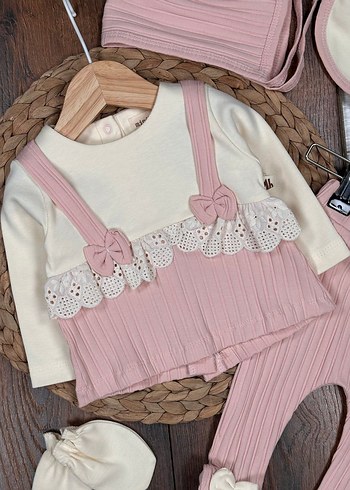  SINIRLI STOK: Fiyonk Detaylı Pudra Bebek Seti  - Görsel 3