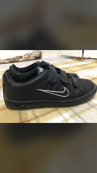 40 Beden siyah Renk Nike spor ayakkabı