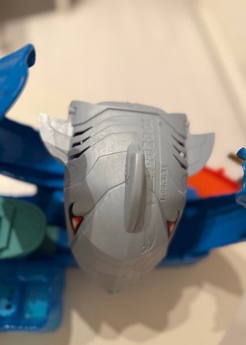 Hotwheels shark balina oyuncağı - Görsel 3