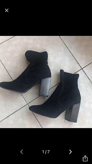 Siyah bootie