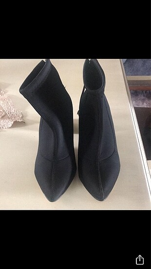 Siyah bootie