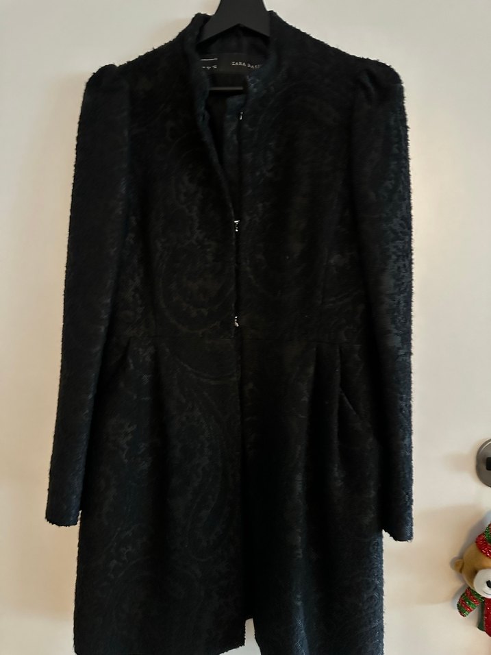 Düğmeli Siyah Midi Gotik Kadın Kaban - Görsel 4