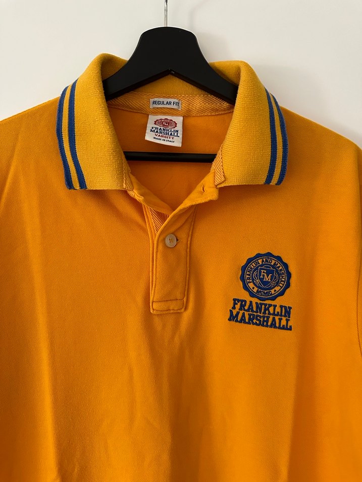 Sarı Düğmeli Kısa Kollu Polo Tişört - Görsel 2