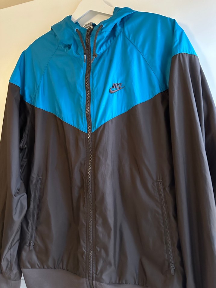 Erkek Mavi Siyah Nike Kapüşonlu Rüzgarlık - Görsel 5