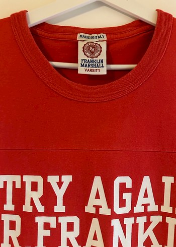 Kırmızı Baskılı Erkek Spor Tişörtü - Görsel 3