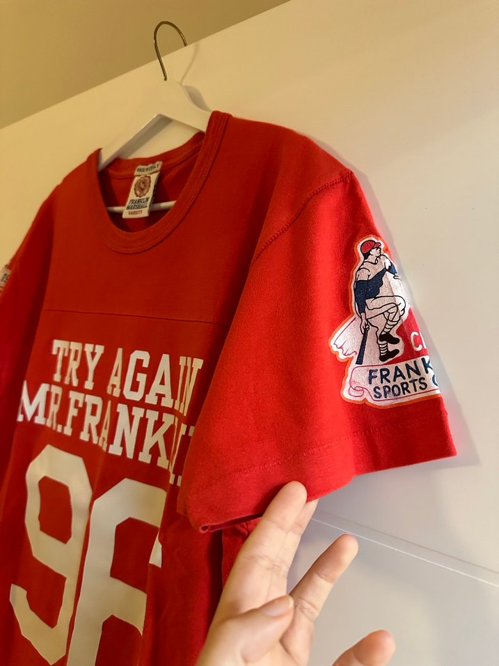 Kırmızı Baskılı Erkek Spor Tişörtü - Görsel 2