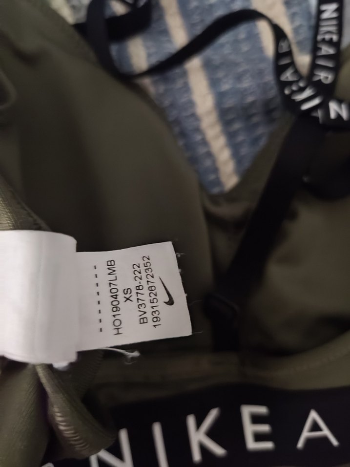 Nike Haki Spor Sütyeni - Görsel 3