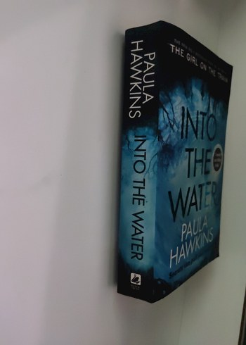 Paula Hawkins - Into the Water Romanı - Görsel 3