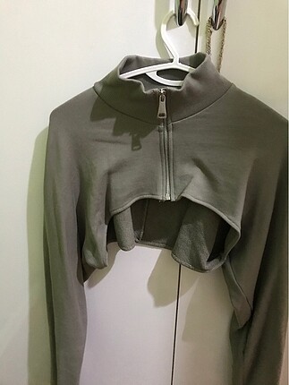 Zara bolero swearshirt