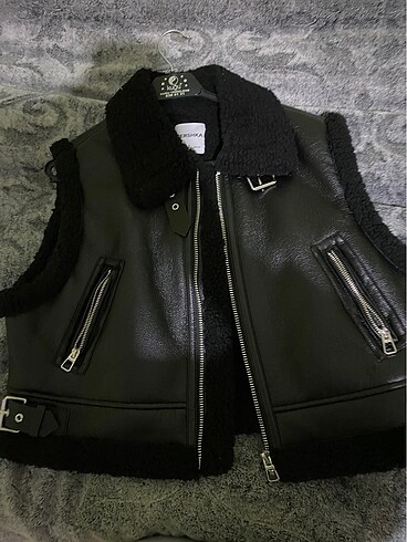 l Beden Bershka biker yelek