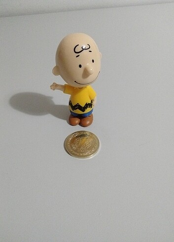  Beden Charlie Brown Figür