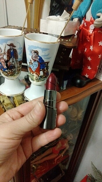 Beden Renk Ruj Formlu Çakmak