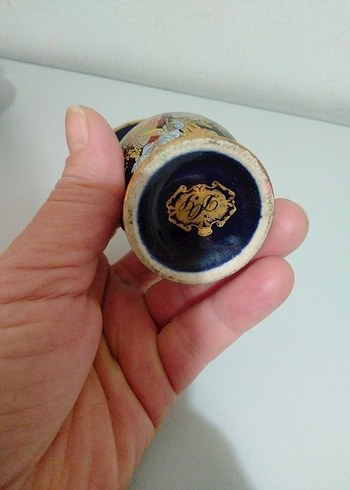 Altın Renkli Koyu Küçük Vazo - Görsel 5