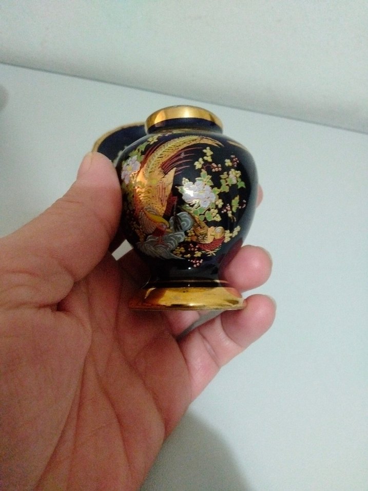 Altın Renkli Koyu Küçük Vazo - Görsel 4