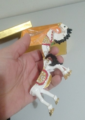 Metal Taşlı Süslü At Biblosu - Görsel 4