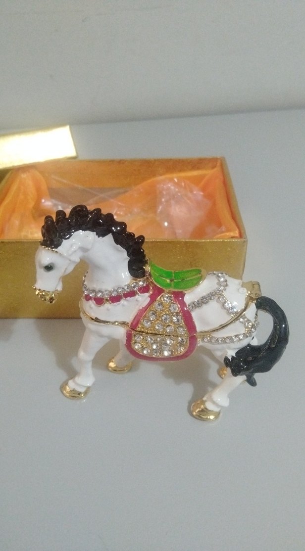 Metal Taşlı Süslü At Biblosu - Görsel 2