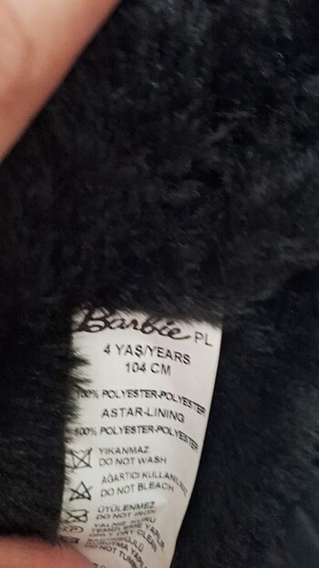 4 Yaş Beden siyah Renk Boynerden alındı barbie kız çocuk montu 