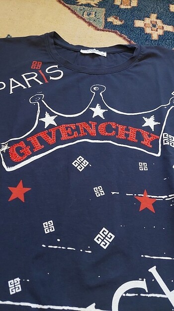 GIVENCHY Yeni giyilmemiş.