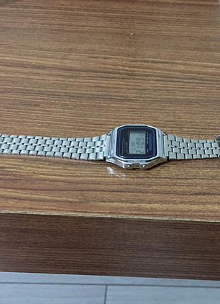 Zara Casio saat