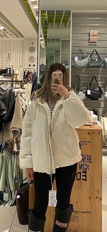 BERSHKA ŞİŞME MONT