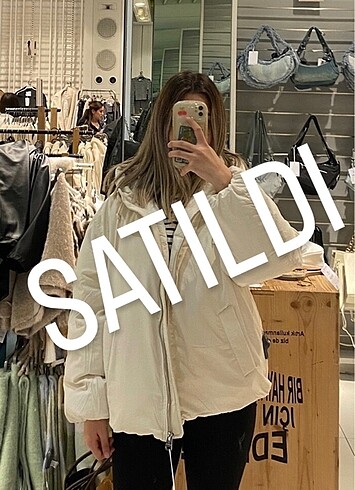BERSHKA ŞİŞME MONT