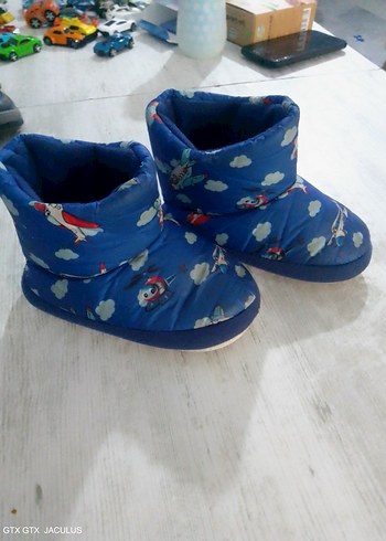 Mavi Desenli Erkek Çocuk Ev Terliği 23-24 - Görsel 2