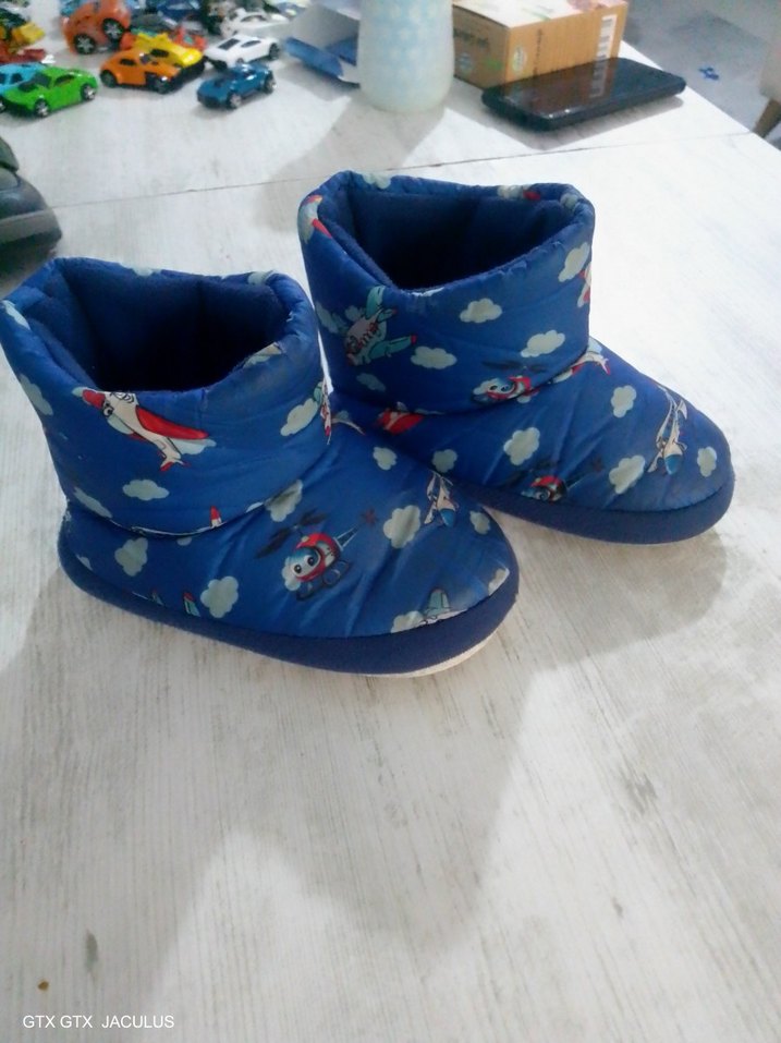 Mavi Desenli Erkek Çocuk Ev Terliği 23-24 - Görsel 2