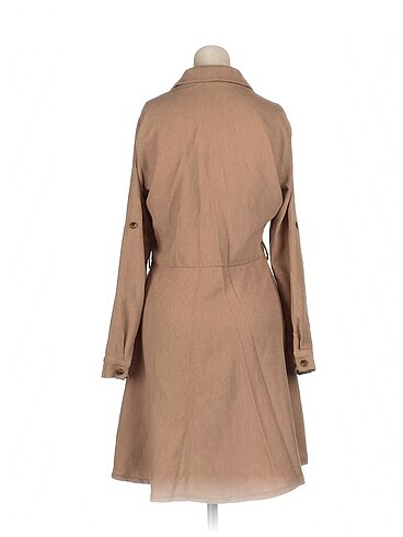 l Beden PreLoved Kısa Elbise %70 İndirimli.