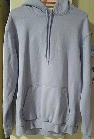 lila sweatshirt