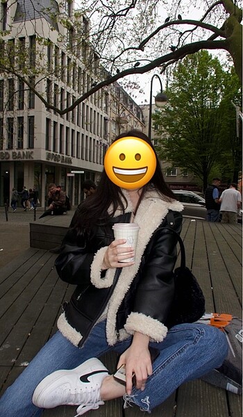 Bershka Mont