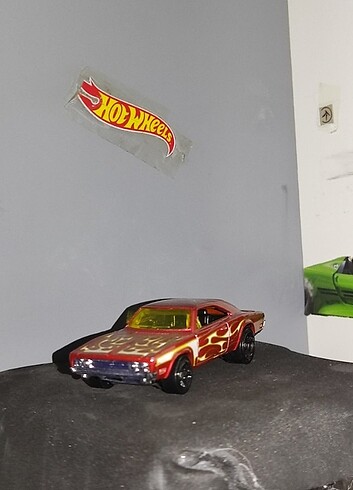 Hot Wheels '69 Dodge Charger