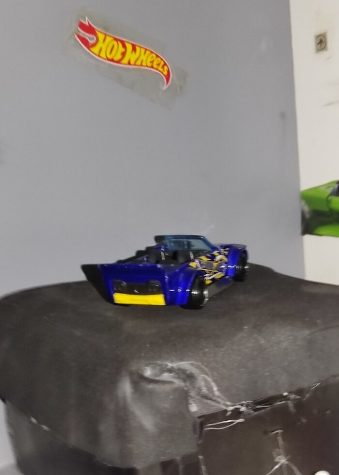 Hot Wheels Fast Gassin - Görsel 3