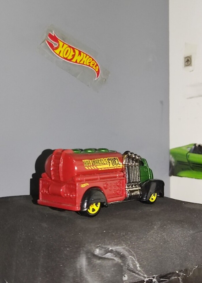 Hot Wheels Fast Gassin - Görsel 4