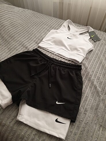nike şort büstiyer spor takımı