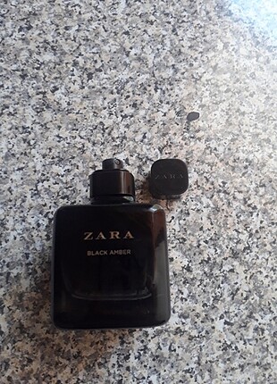 Black amber zara parfüm 