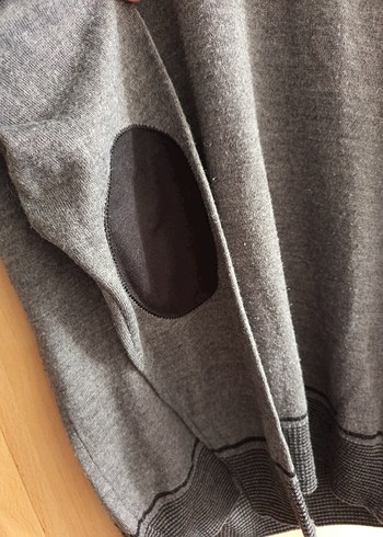 Gri V Yaka Erkek Yünlü Triko - Görsel 3