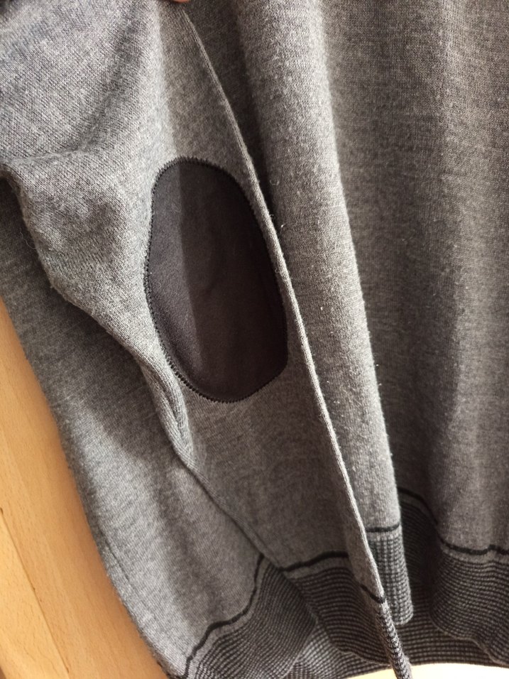 Gri V Yaka Erkek Yünlü Triko - Görsel 3