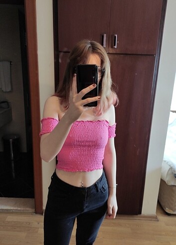 Pembe crop kısa bluz